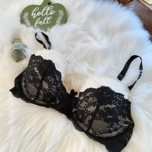 3/$25 Victoria's Secret Lace Bra sz 32D